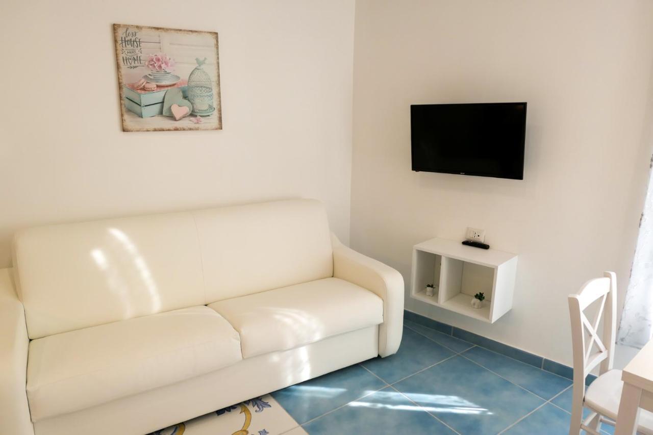 Cristianzerotre Suite Nápoles Exterior foto